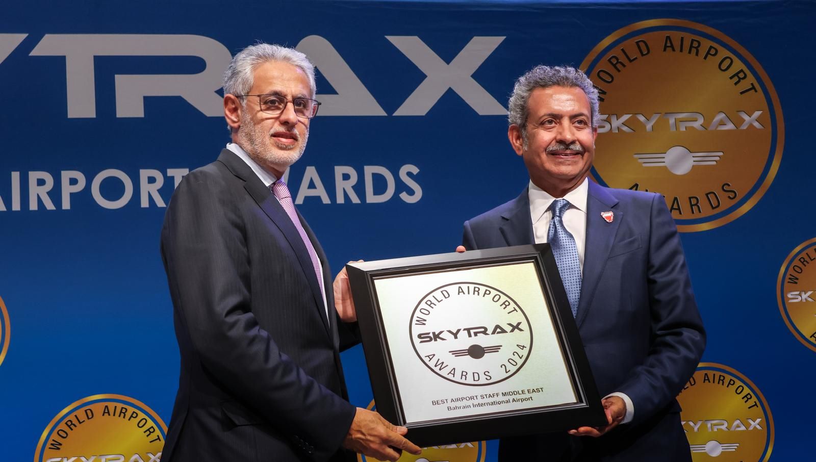  مطار البحرين الدولي يفوز بالجائزة الكبرى لأفضل طاقم عمل بالمطار في الشرق الأوسط 2024 في حفل توزيع جوائز سكاي تراكس للمطارات