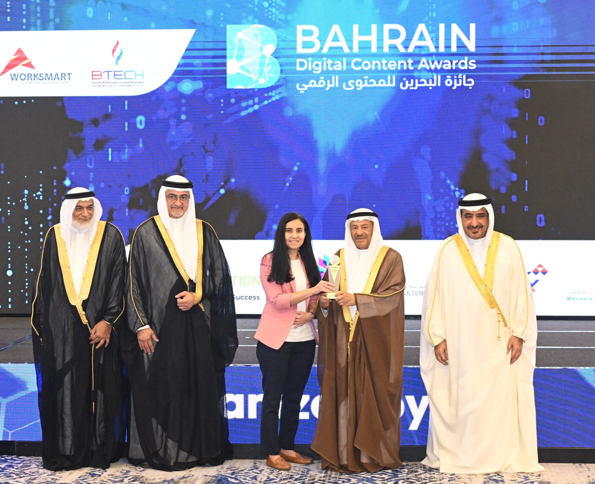 مجموعة طيران الخليج تُكرّم بجائزة التميز في فئة "الأعمال والتجارة" ضمن جوائز البحرين للمحتوى الرقمي 2025
